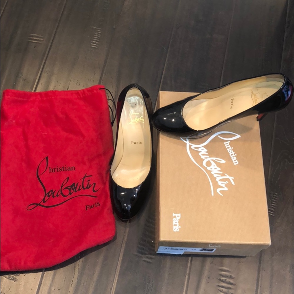 Authentic Christine Louboutin Simple Pump 100